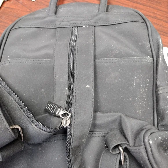 🙂Hard Rock Cafe Denver Smaller backpack 🎒12 x5 x 9 - Picture 3 of 4